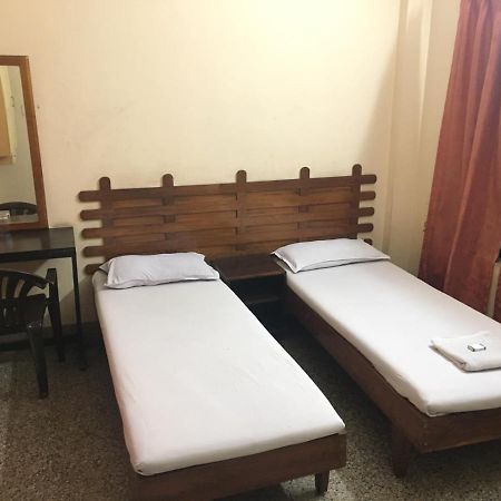 Nellimoottil Guest House Kottayam Zimmer foto
