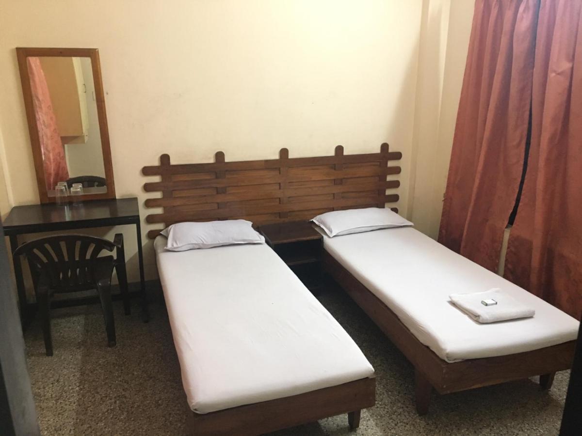 Nellimoottil Guest House Kottayam Zimmer foto