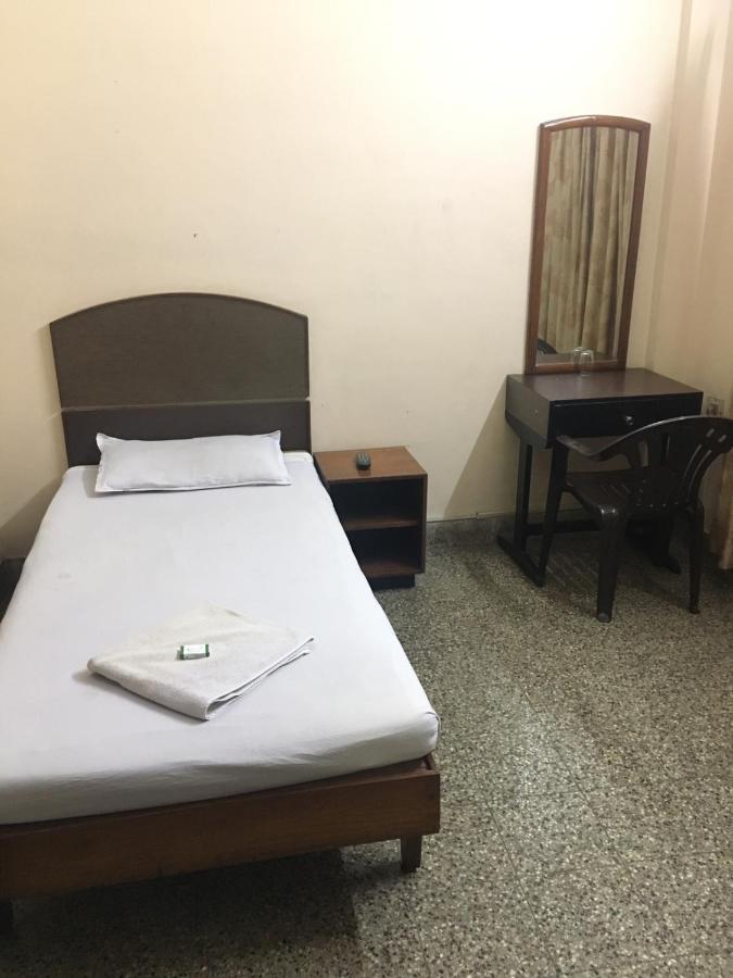 Nellimoottil Guest House Kottayam Zimmer foto